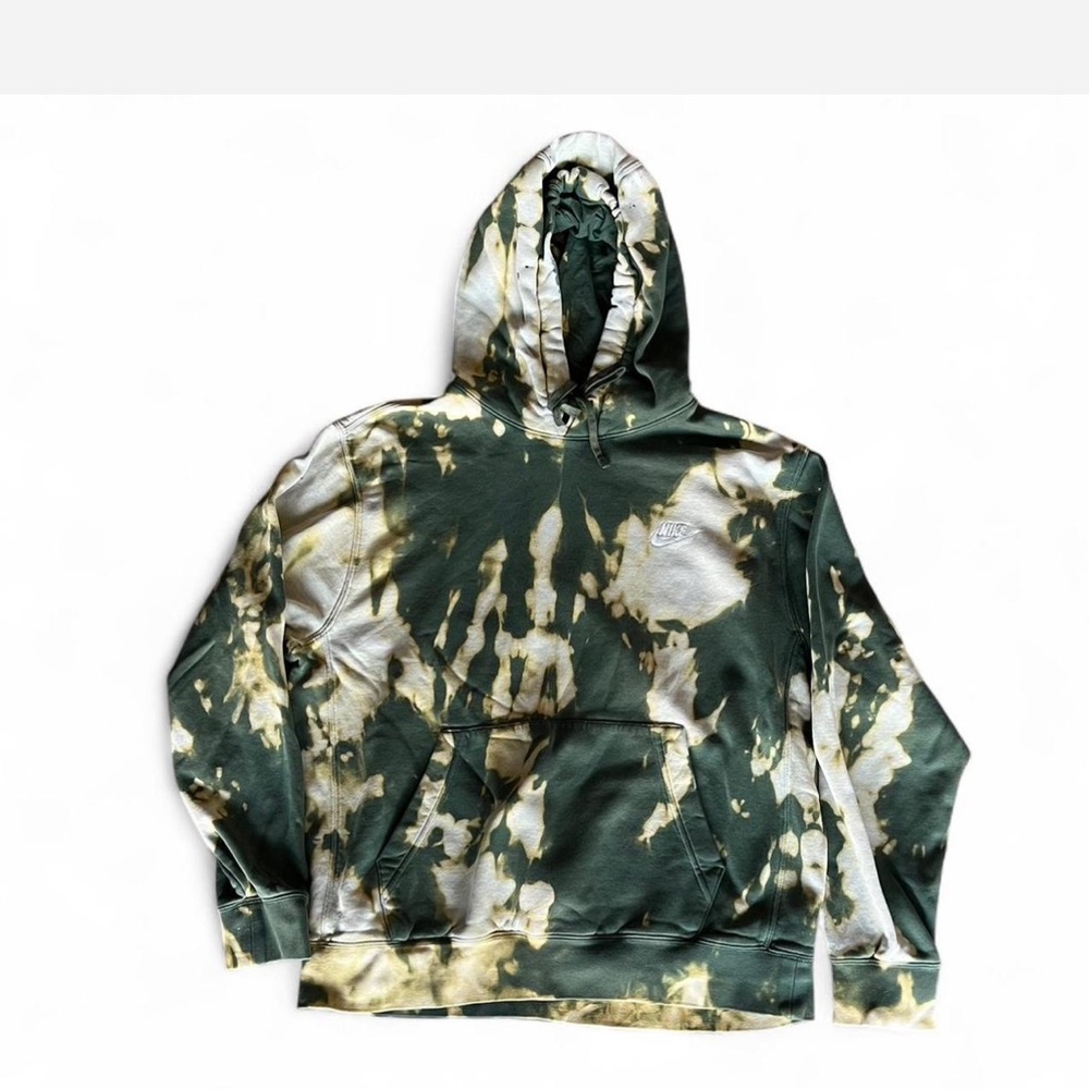 Nike Green and White Artistic Sweater